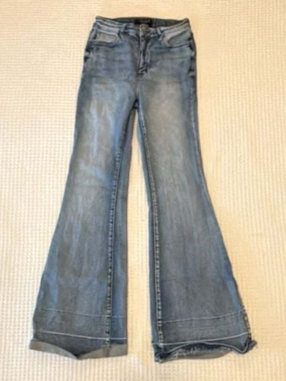 Judy Blue Women's Light Wash High-Rise Flare Jeans Size 5